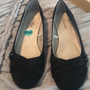 Black flats 7.5